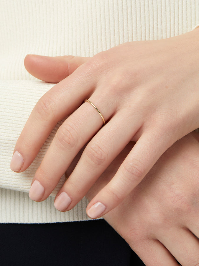 ULTRA THIN TWISTED STACKING RING — EVRGREEN Clothing